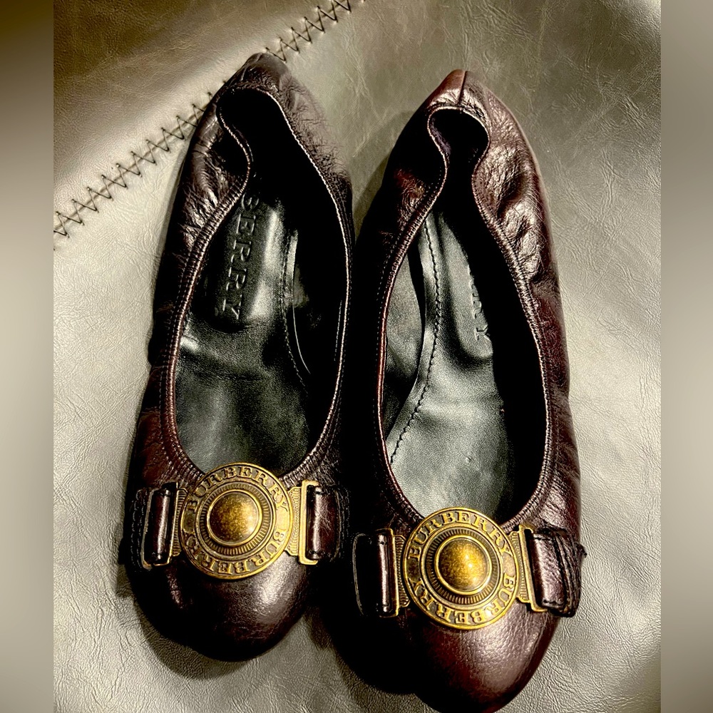 Burberry Flats